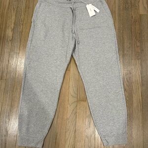 Vince Gray Jogger Sweatpants with Elastic Waistband